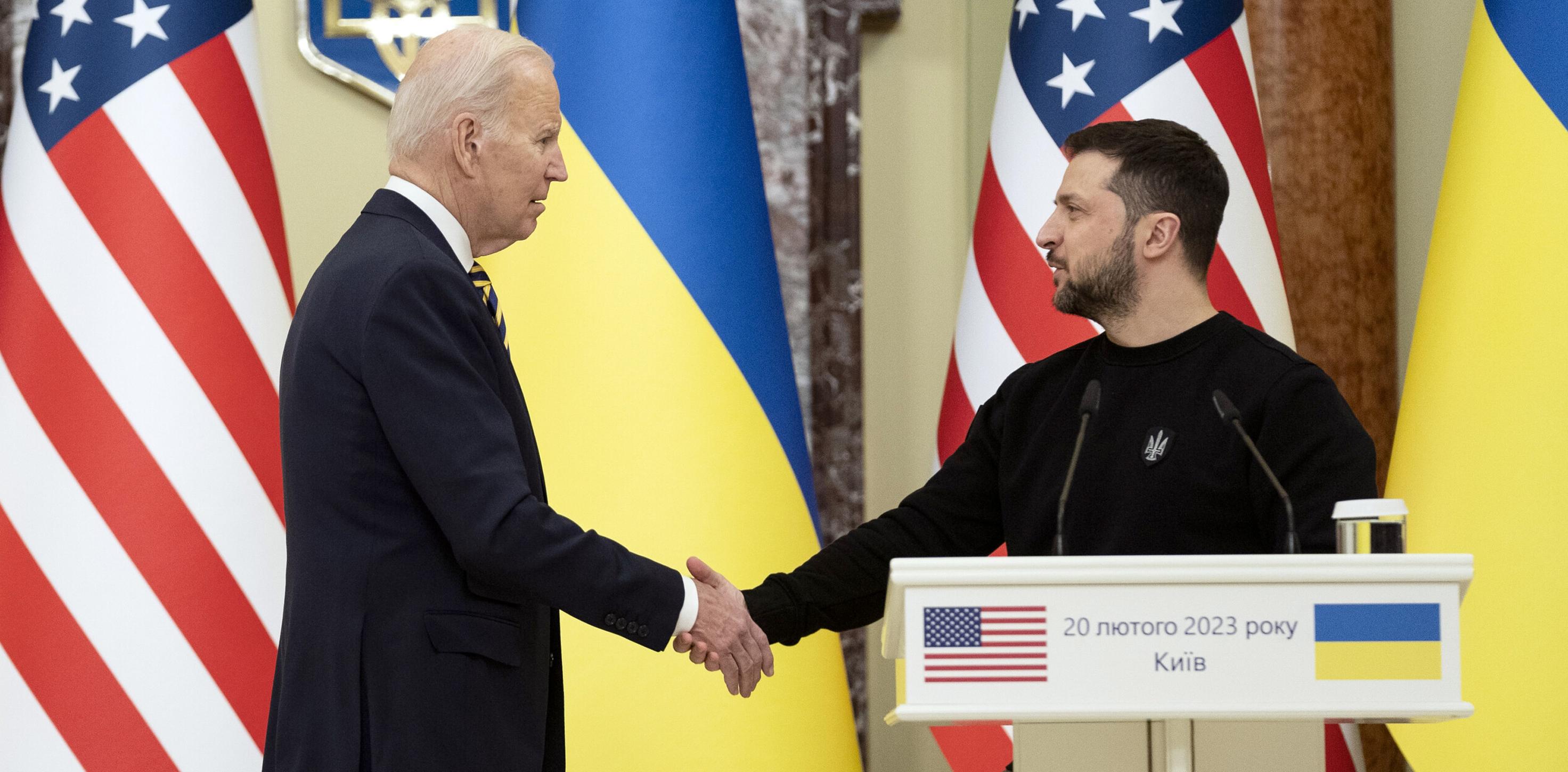 لماذا قام الرئيس الأمريكي "جو بايدن" بزيارة أوكرانيا؟